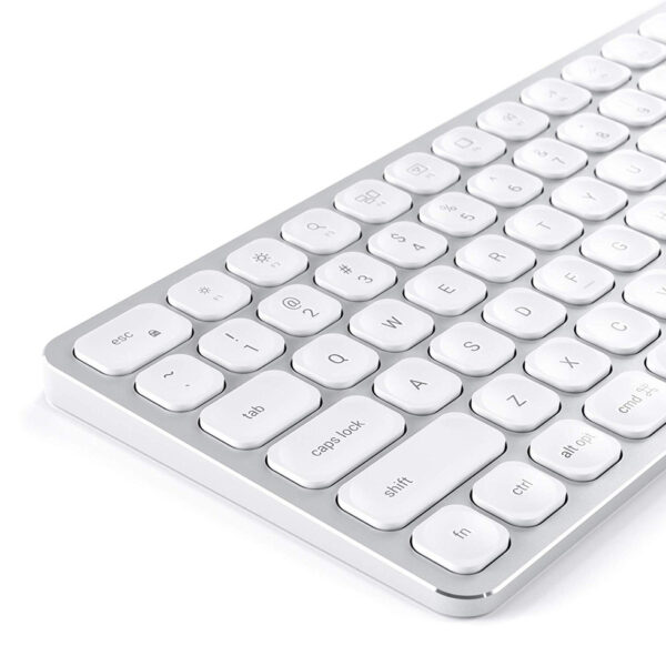 609347-satechi-aluminum-bluetooth-keyboard-3
